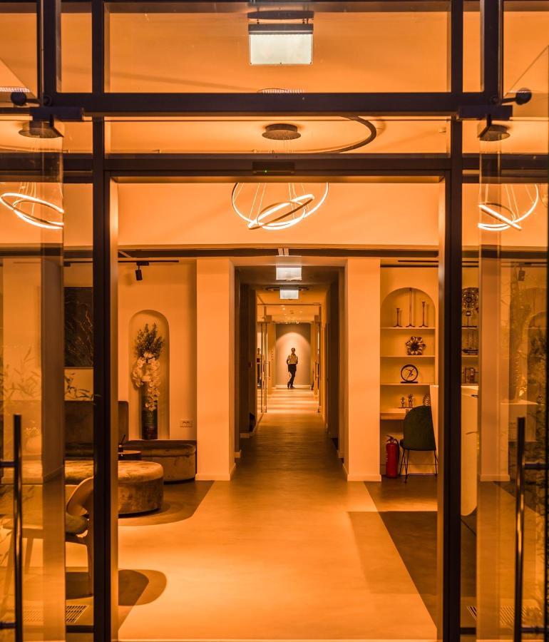 Hotel Arka โอร์โชวา ภายนอก รูปภาพ