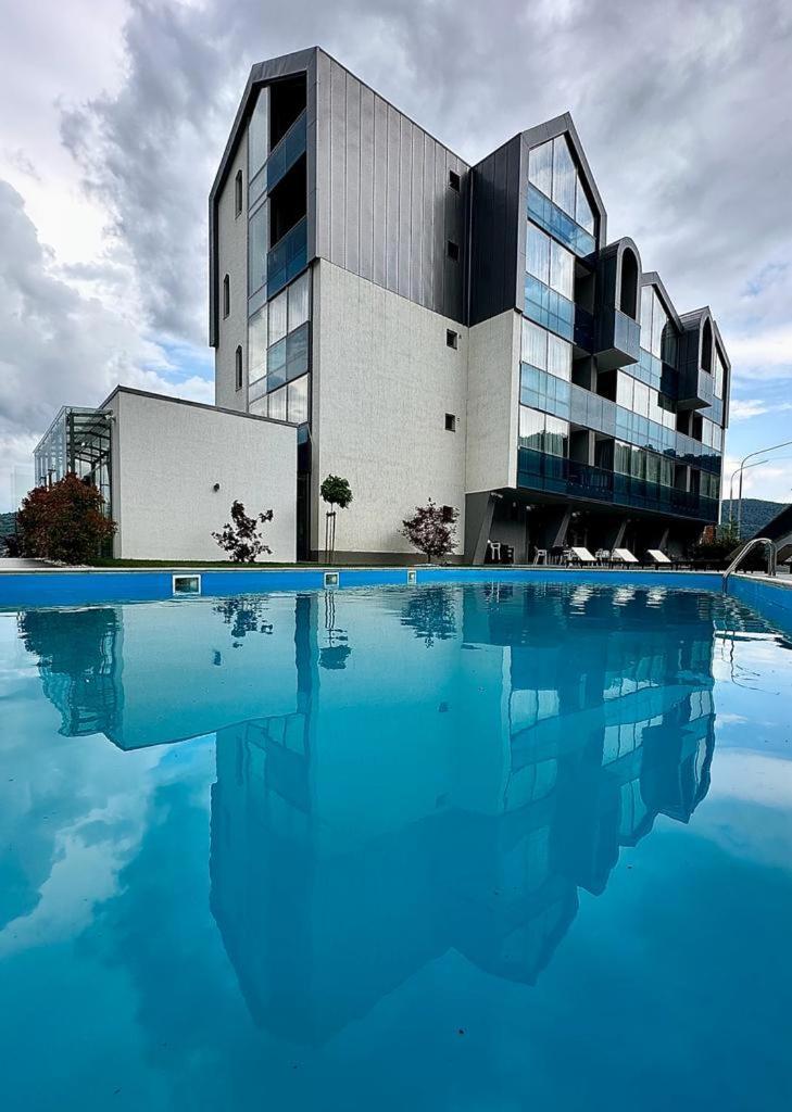 Hotel Arka โอร์โชวา ภายนอก รูปภาพ